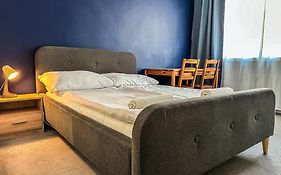 Hostel Demi